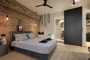 1 室のベッドルーム、WiFi、ベッドシーツ