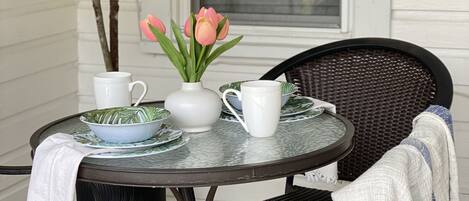 تناول الطعام بالخارج