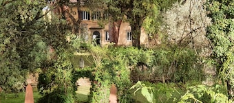 Capalbio, Elegant Villa with wonderful park.