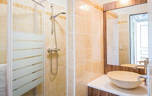 Shower - Stunning home in Callian (Callian)