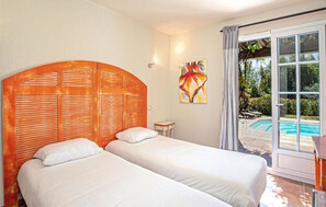 3 bedrooms, free WiFi, bed sheets - Stunning home in Callian (Callian)