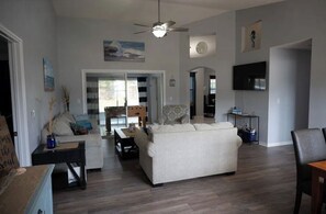 智能电视、壁炉