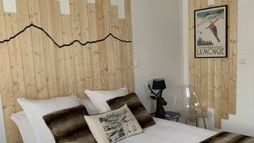 Exclusieve kamer, 1 queensize bed, niet-roken, uitzicht op bergen | Geluiddichte muren, gratis wifi, beddengoed