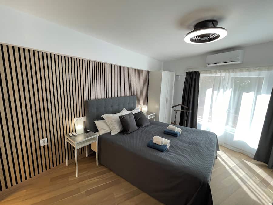 Premium bedding, in-room safe, soundproofing, iron/ironing board