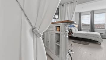 1 bedroom, iron/ironing board, travel crib, free WiFi