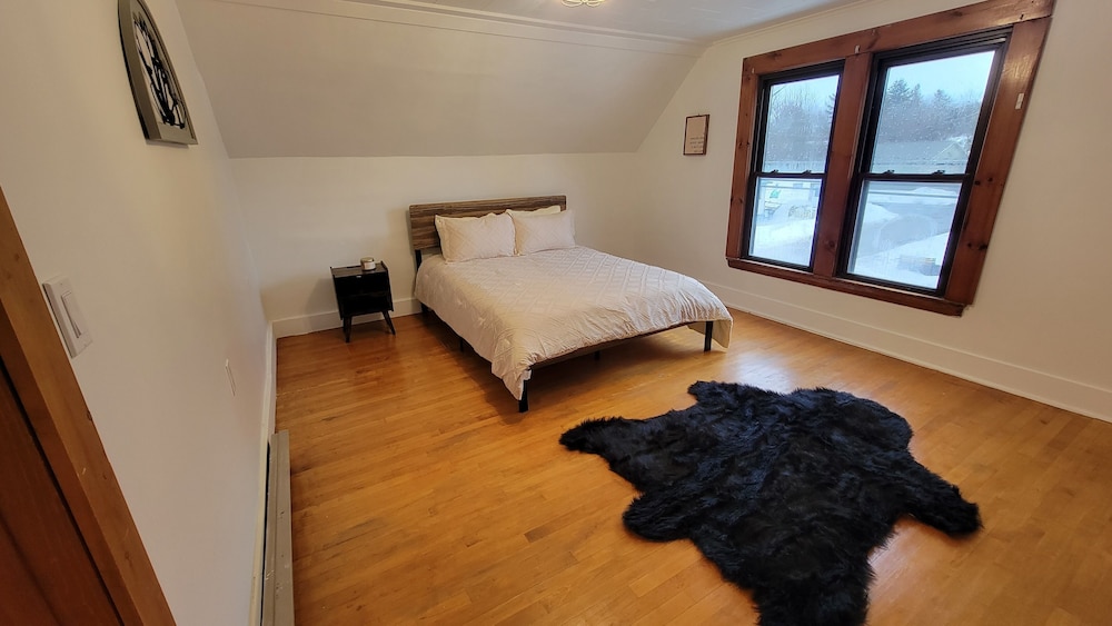 Charming Renovated Cottage Alexandria Bay Vrbo