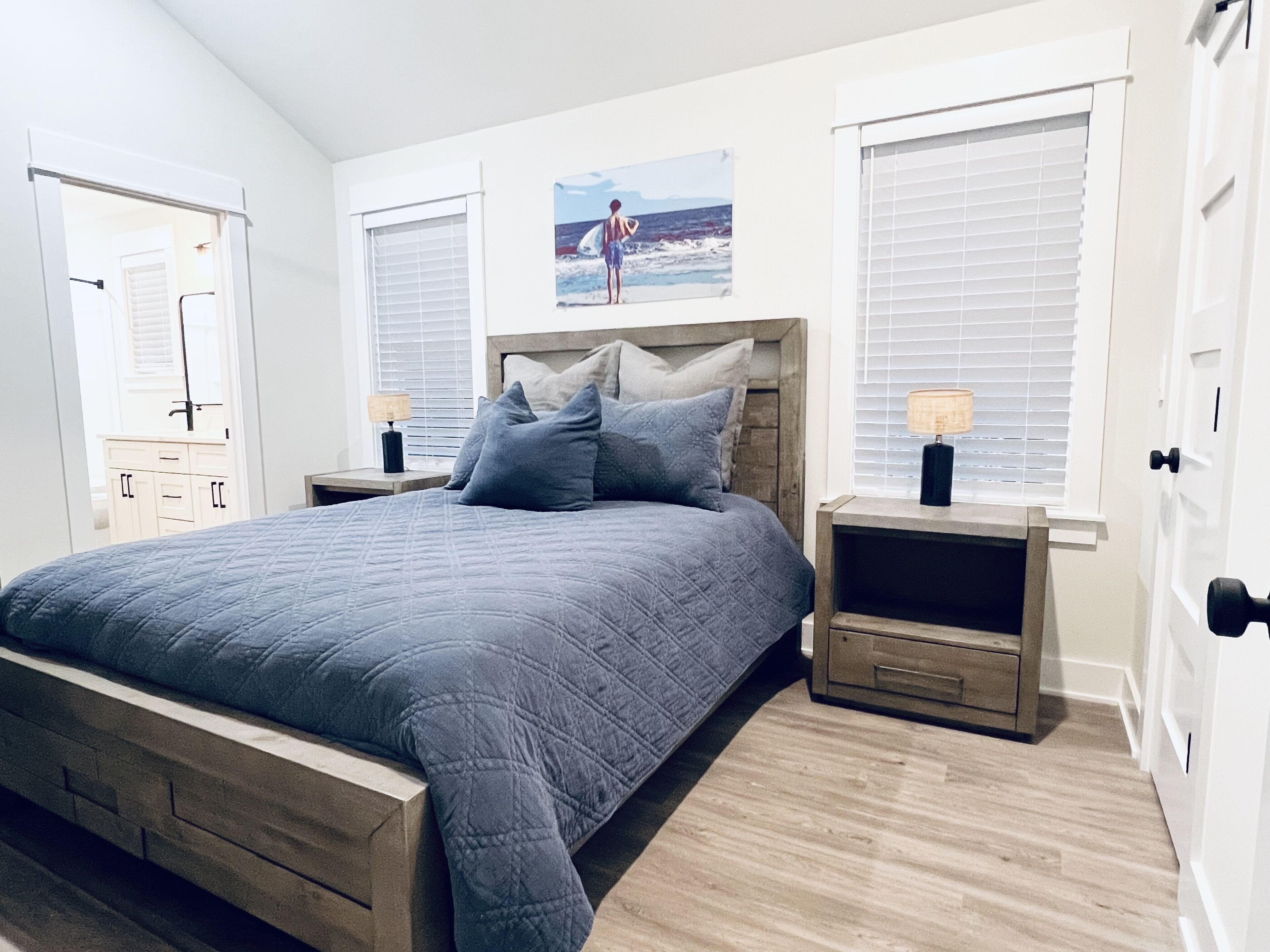 3 chambres, fer et planche à repasser, Wi-Fi gratuit, draps fournis