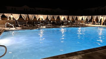 室外泳池、暖水池