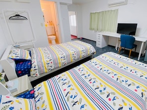 1 chambre, bureau, draps fournis