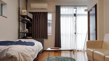 2 bedrooms, desk, iron/ironing board, free WiFi