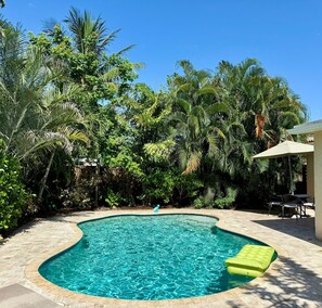 Udendørs pool, opvarmet pool