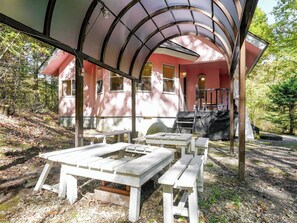 Outdoor dining - cottage Fashionable log styleExcel 410people / Agatsuma-gun Gunma (Agatsuma-gun)