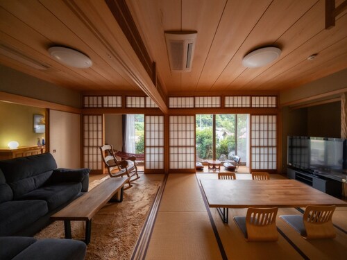 Limited to 1 group the entire building 18people / Shozu-gu Kagawa