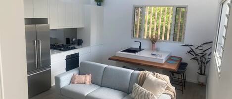 Smart TV, stereo