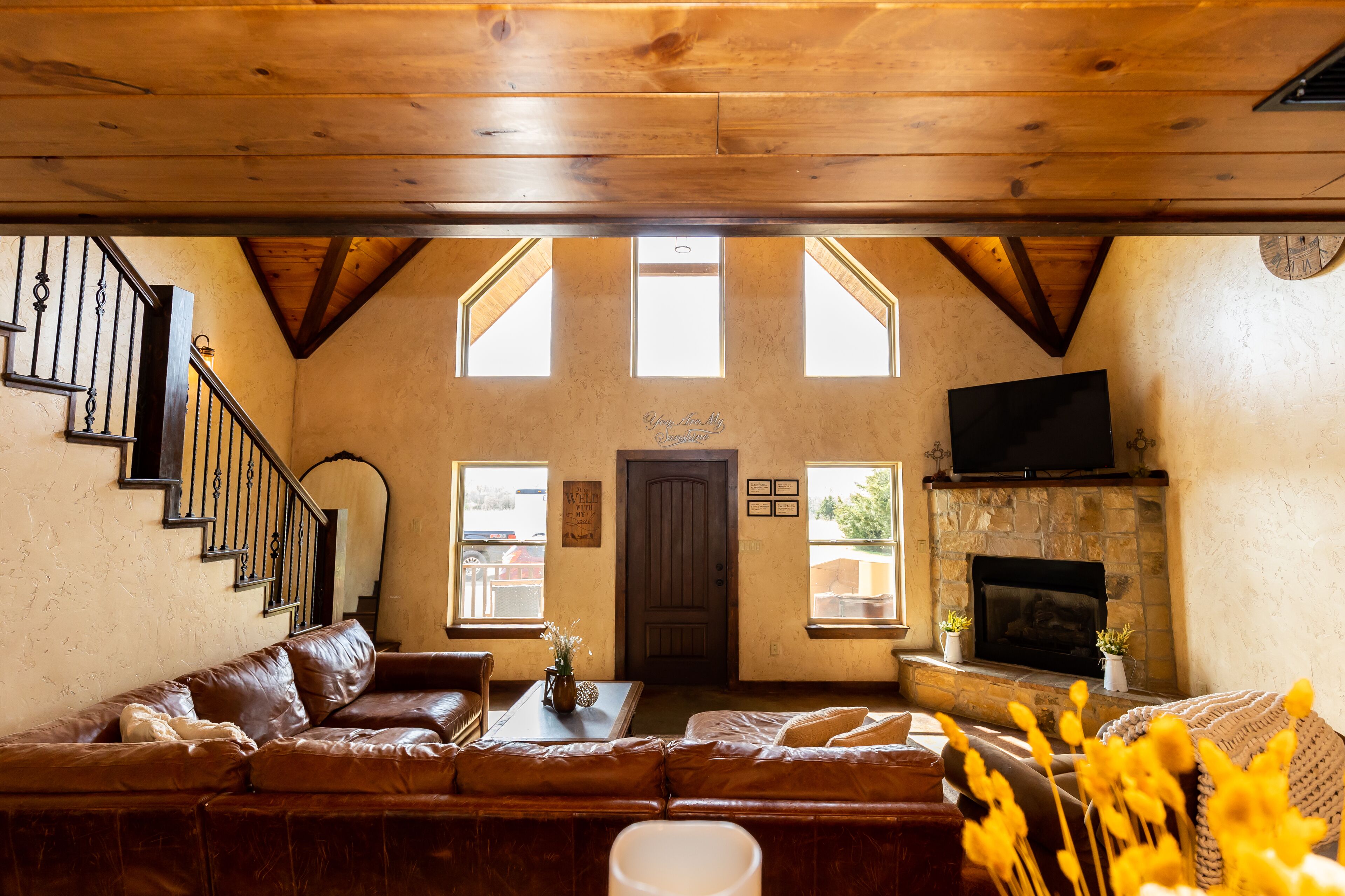 Smart TV, fireplace, foosball, books