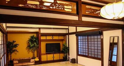 Old folk house with dog run / Imabari Ehime