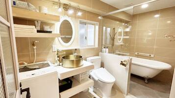 Free toiletries, hair dryer, towels