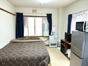 1 bedroom, desk, free WiFi, bed sheets - Double bedroom 201 3 minutes walk from Kikusui St - 201 Ishima Heights / Sapporo Hokkaidō (Sapporo)
