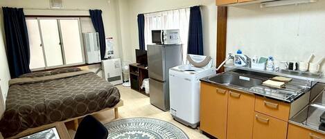 1 多间卧室、办公桌、免费 WiFi、床单