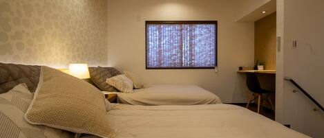 1 chambre, bureau, fer et planche à repasser, Wi-Fi gratuit