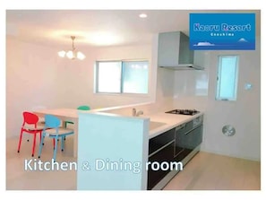 Fridge, microwave, stovetop, cookware/dishes/utensils