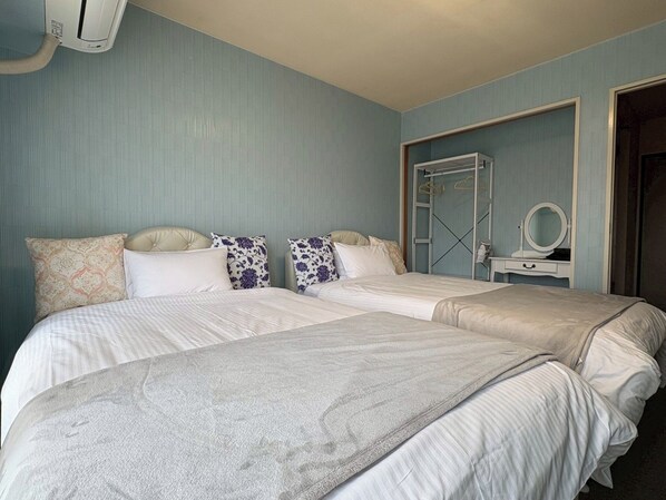 1 bedroom, desk, free WiFi, bed sheets - 602Twin room with shower room 2 semidouble beds Near Kanazawa Castle Park / Kanazawa Ishikawa (Kanazawa)
