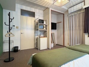 1 habitación, escritorio, wifi gratis y ropa de cama 