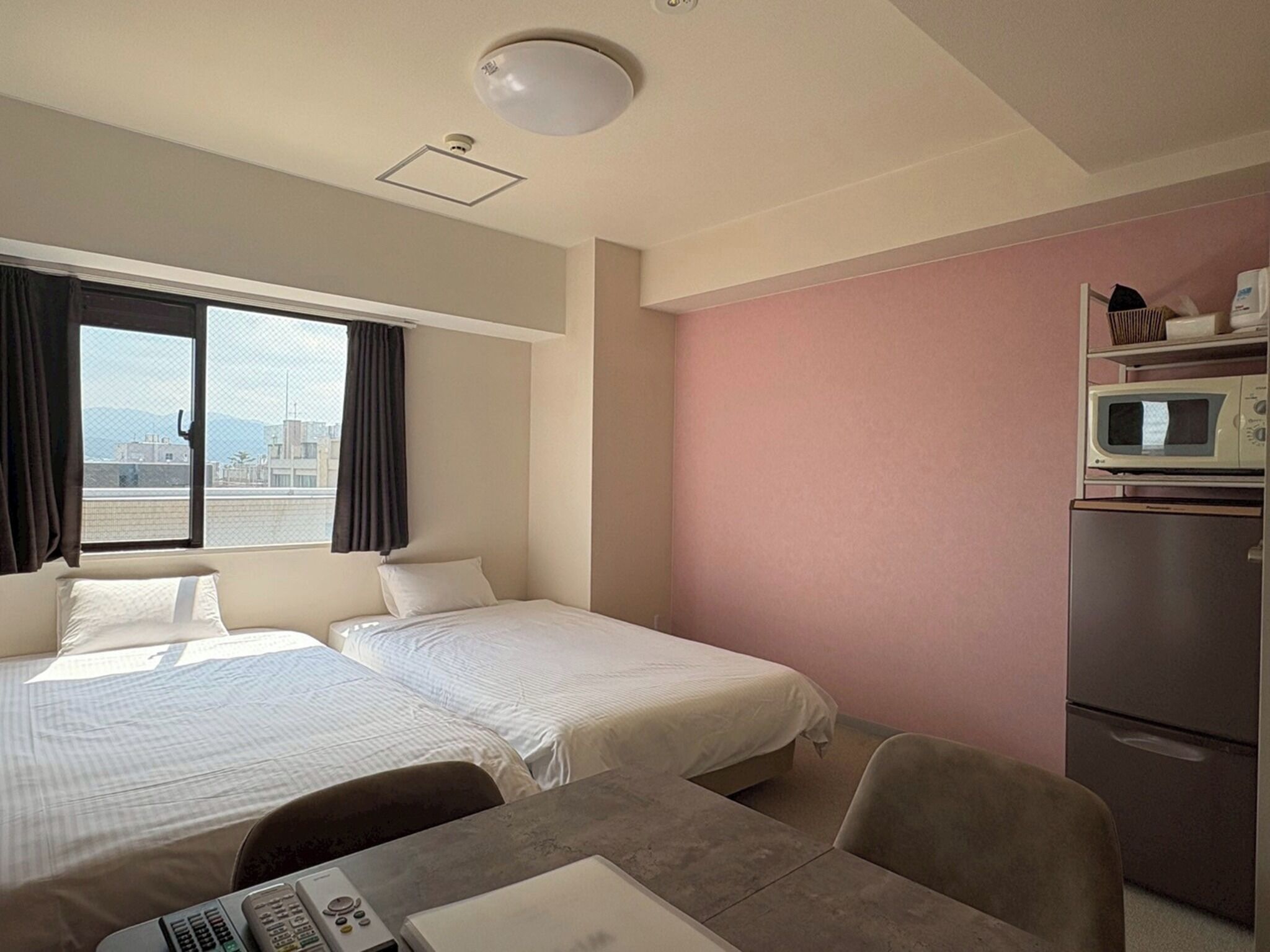 1 bedroom, desk, free WiFi, bed sheets