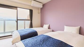 1 bedroom, desk, free WiFi, bed sheets