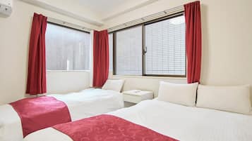 2 bedrooms, desk, WiFi (free), bed sheets