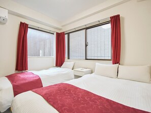 2 bedrooms, desk, free WiFi, bed sheets