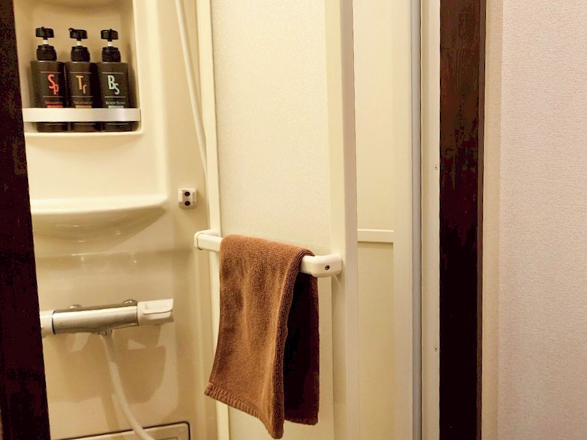 Hårtork och handdukar