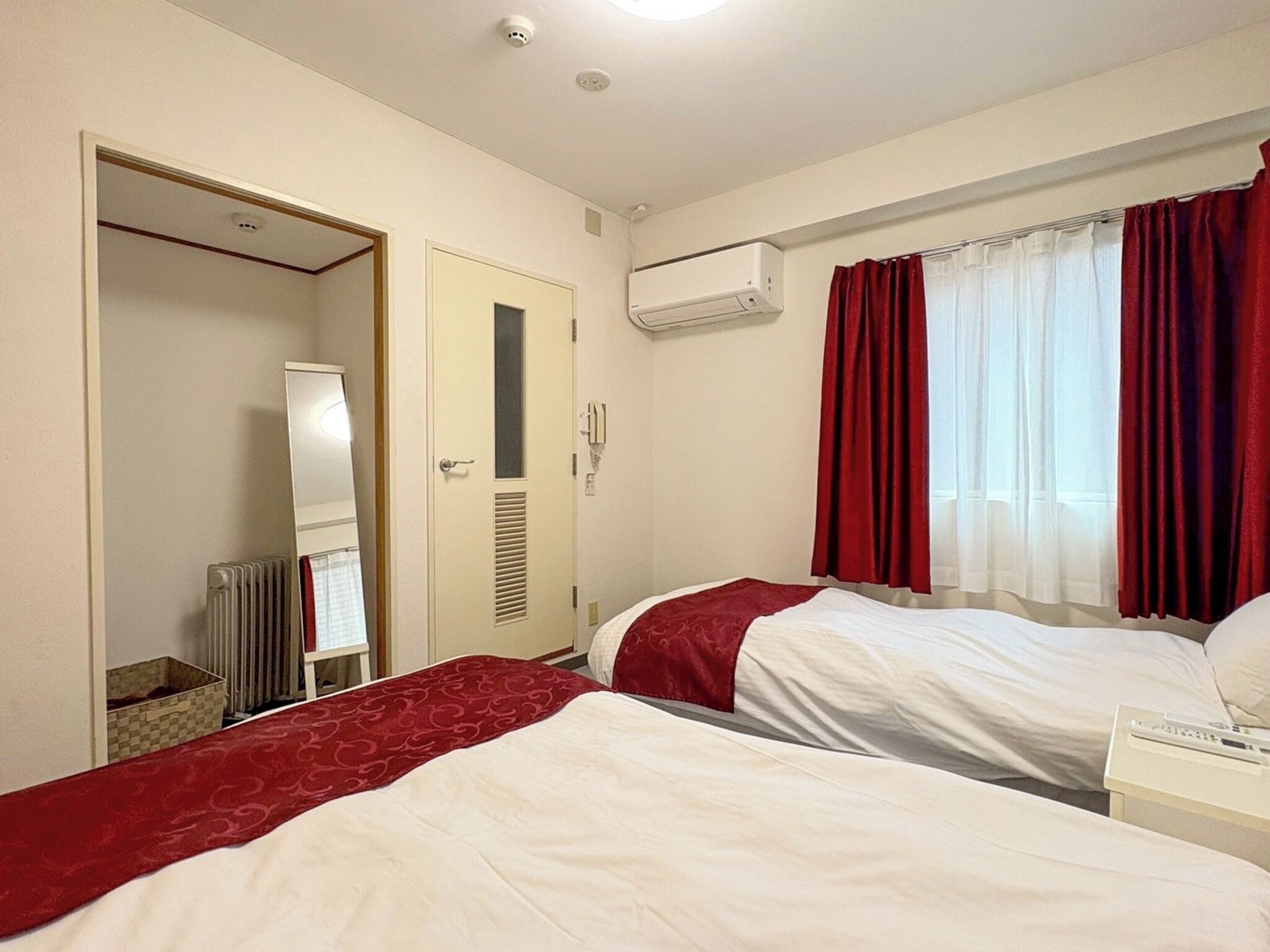 2 soveværelser, skrivebord, gratis Wi-Fi, sengetøj