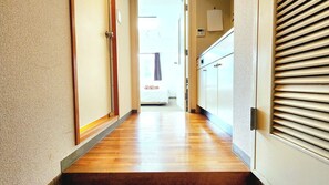 1 chambre, bureau, accès au Wi-Fi (inclus), literie fournie