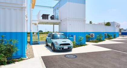 Ocean Standard with Dog / Himi Toyama