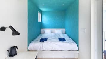 1 bedroom, desk, free WiFi, bed sheets