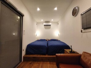 1 bedroom, desk, free WiFi, bed sheets