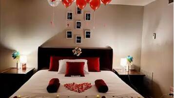 1 dormitori, escriptori, planxa i posts de planxar i wifi gratuïta