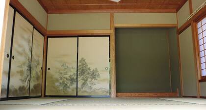 While listening to the sound of the clear stream / Saihaku-gun Tottori