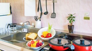 Fridge, microwave, stovetop, cookware/dishes/utensils - 1st and 2nd floors Triple Westernstyle room with induction kitchen Room only / Nakagami-gun Okinawa (Nakagami-gun)