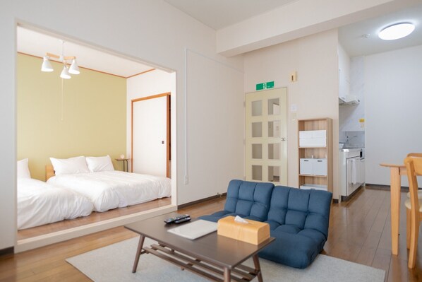 1 bedroom, desk, iron/ironing board, free WiFi