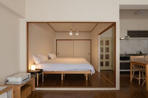 1 bedroom, iron/ironing board, free WiFi, bed sheets