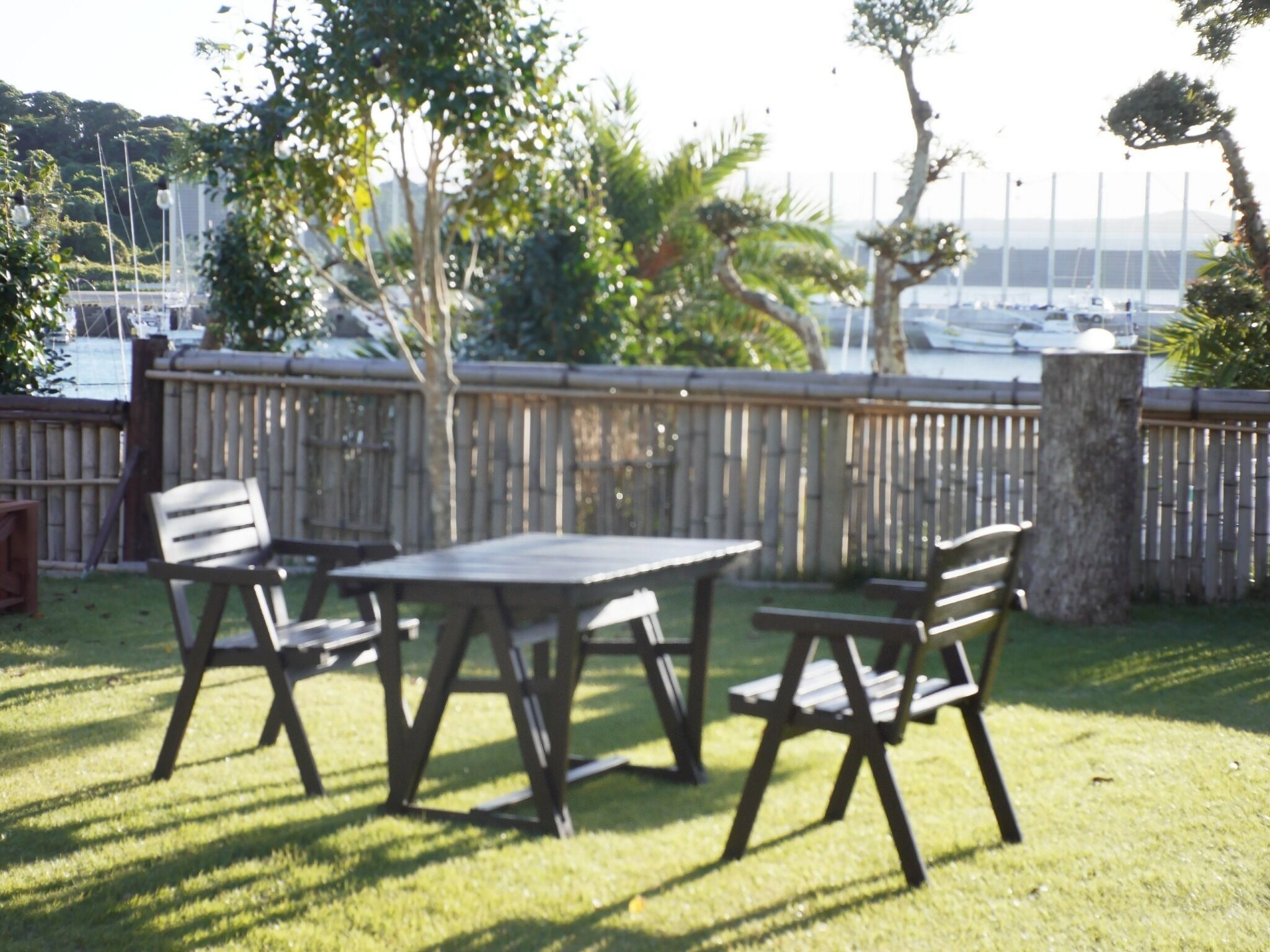 屋外ダイニングエリア