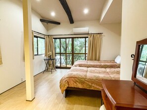 2 camere, una scrivania, Wi-Fi gratuito, lenzuola