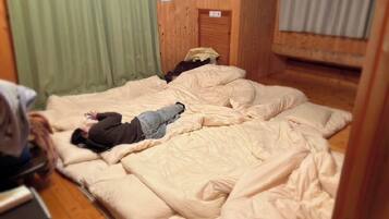 4 Schlafzimmer, Schreibtisch, kostenloses WLAN