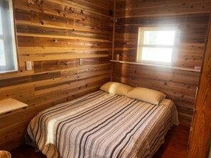 1 dormitorio, escritorio, wifi gratis y ropa de cama