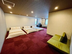 1 bedroom, desk, free WiFi, bed sheets - NonsmokingSemidouble family room with cypress bath / Narita Chiba (Narita)