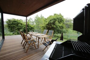 Outdoor dining - 2022 Newly built luxury villa / Kitasaku-gun Nagano (Kitasaku-gun)