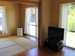 Interior - Farmers guest house Kosei limited to one group  / Ishigaki Okinawa (Ishigaki)
