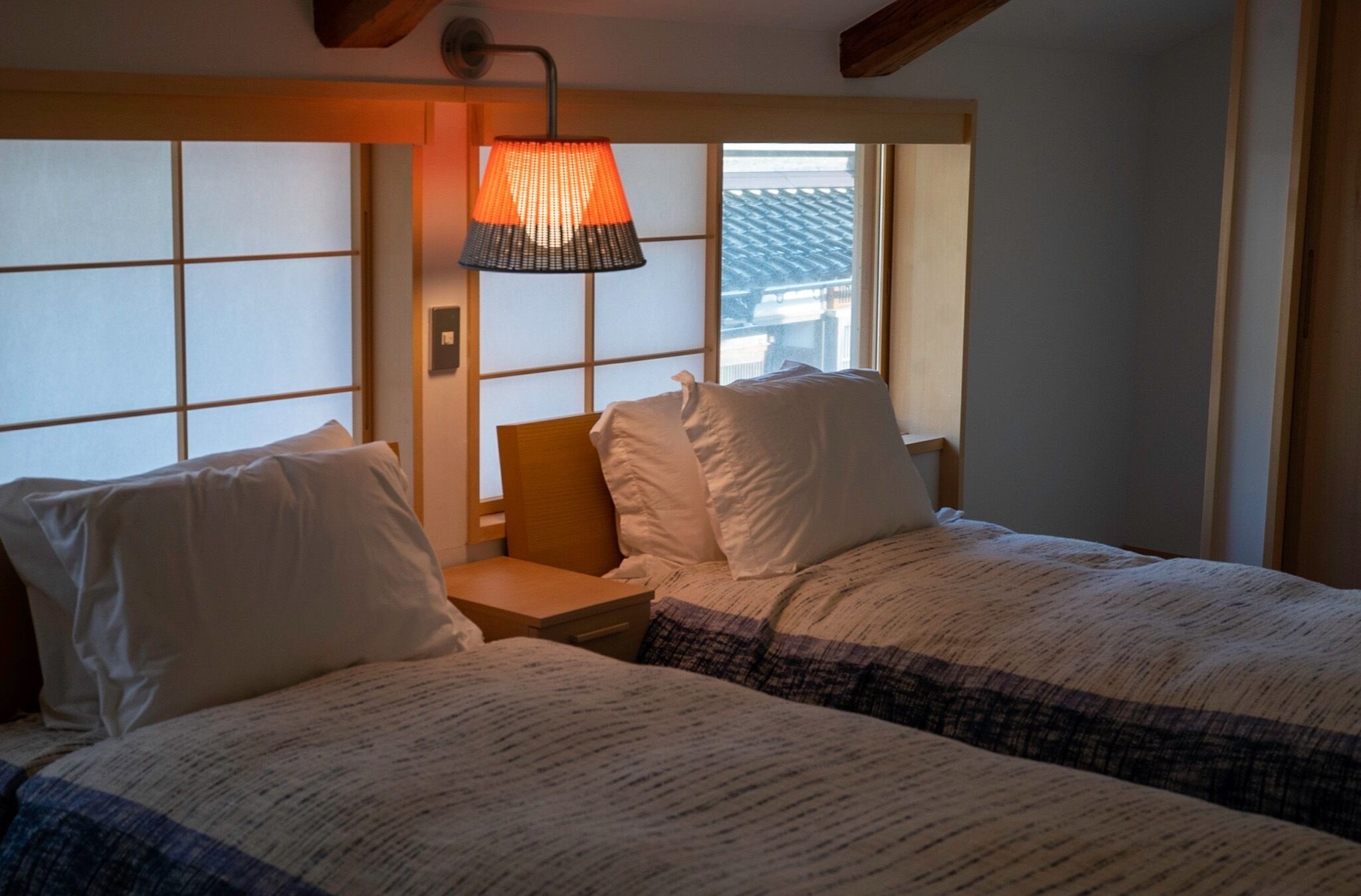 4 bedrooms, desk, iron/ironing board, free WiFi